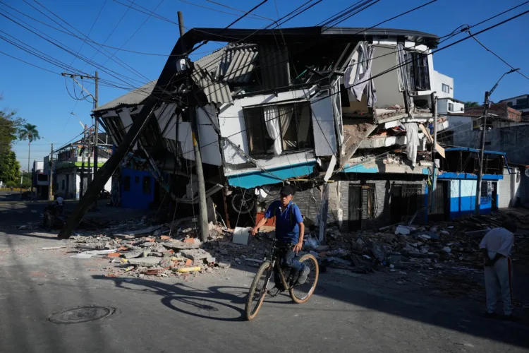 Earthquake tests new president